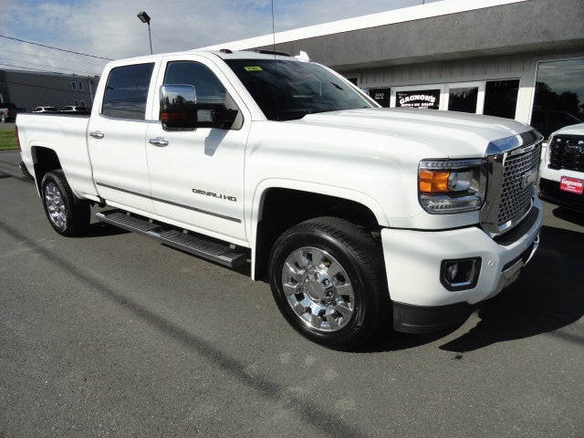 2017 GMC Sierra 2500 HD Denali