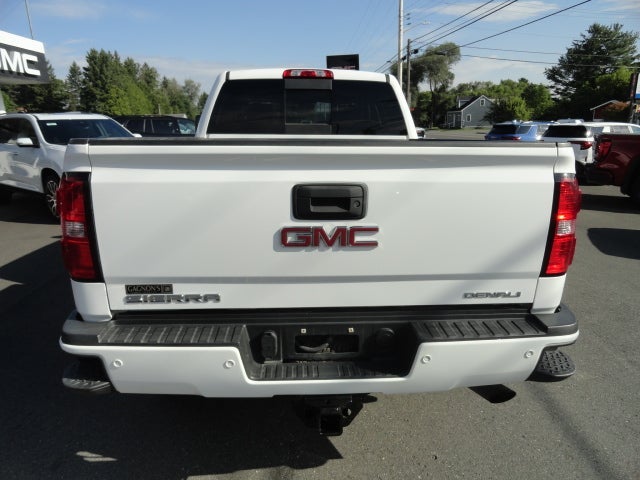 2017 GMC Sierra 2500 HD Denali