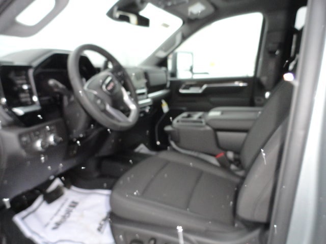 2026 GMC Sierra 3500 HD SLE