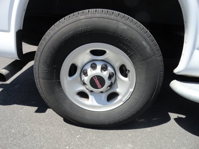 2023 GMC Savana Cargo 2500 Base