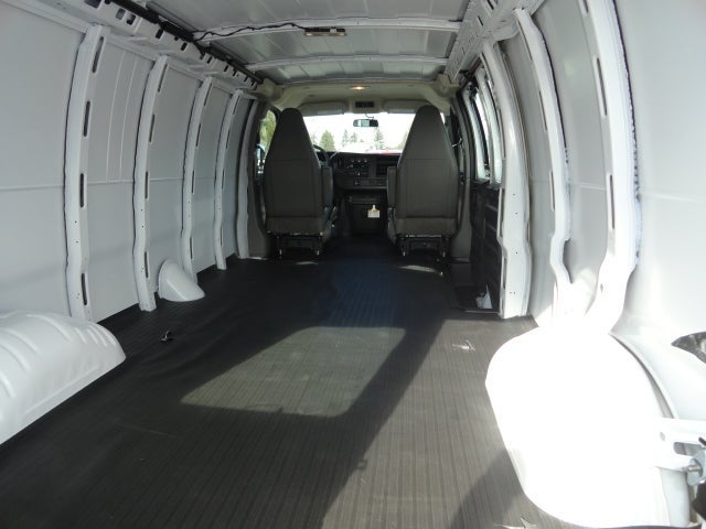 2025 GMC Savana Cargo 3500 Base