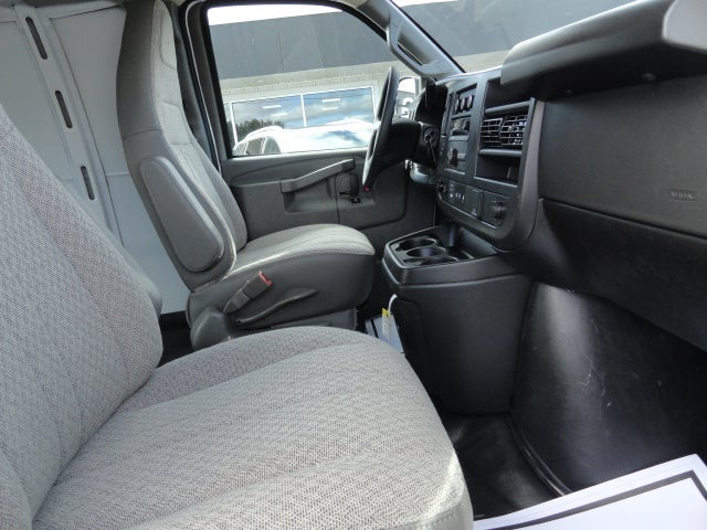 2025 GMC Savana Cargo 3500 Base